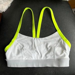 LULU SPORTS BRA